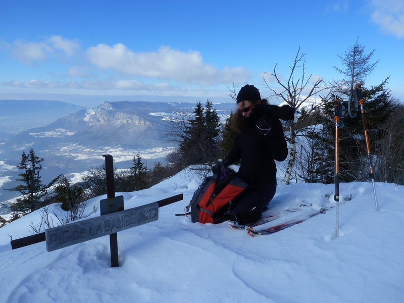 #9 Pic de la Sauge : Encore une grosse chute et on ne verra plus la croix sommitale ! Pic de la Sauge : Encore une grosse chute et on ne verra plus la croix sommitale !