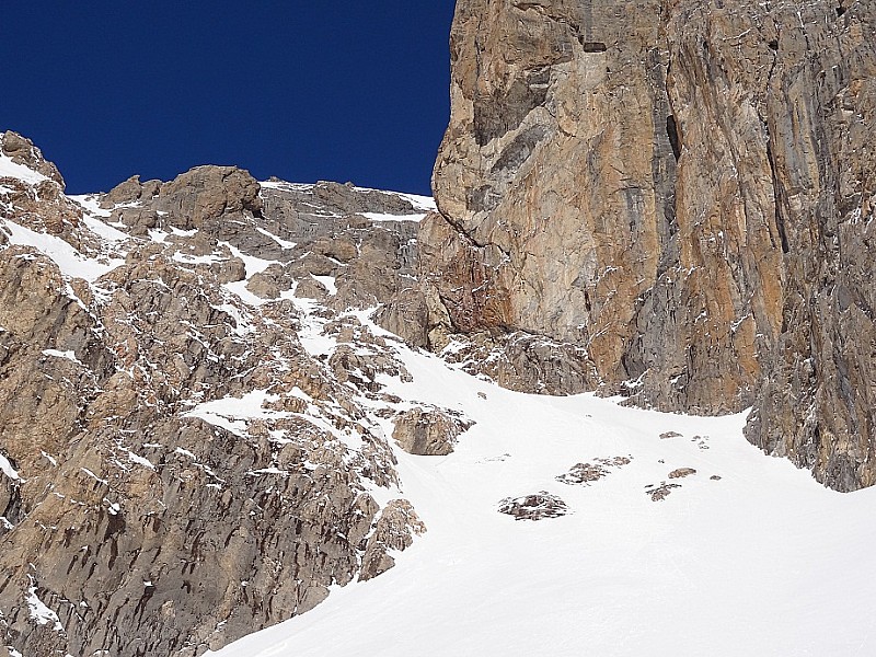 #1 Entrée du couloir : Le début du couloir Entrée du couloir : Le début du couloir