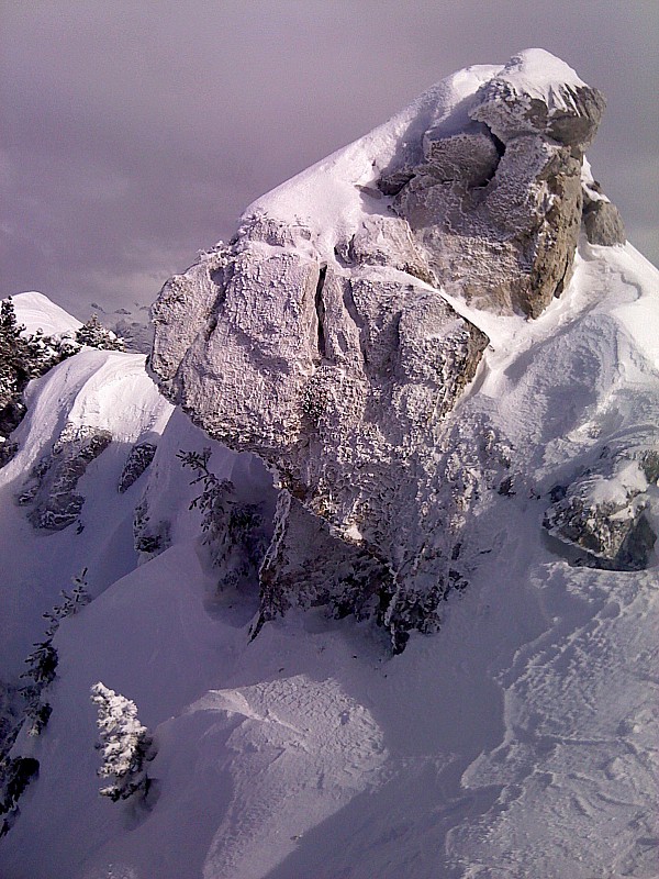 #6 Haut du couloir : son gardien Haut du couloir : son gardien