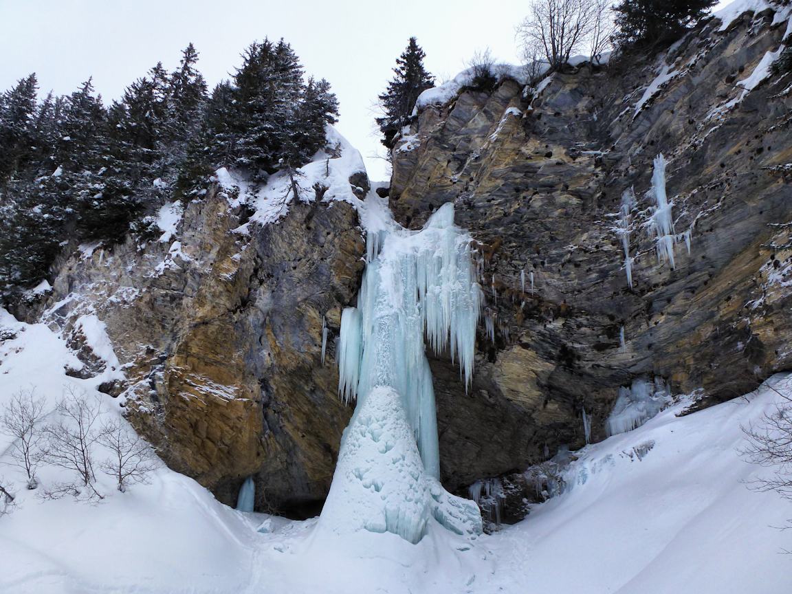 #6 Curiosité naturelle : La cascade de glace. Curiosité naturelle : La cascade de glace.