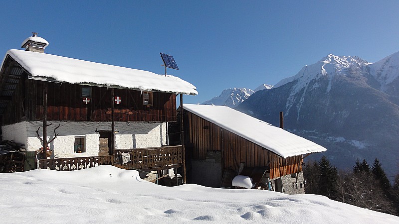 #1 chalets : chalets pdt la montée chalets : chalets pdt la montée