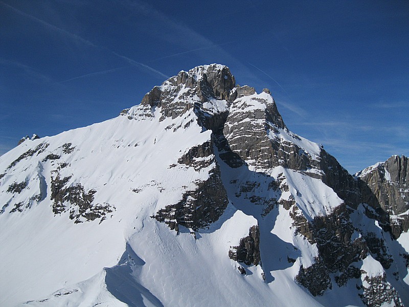 #8 pointe perçée pointe perçée