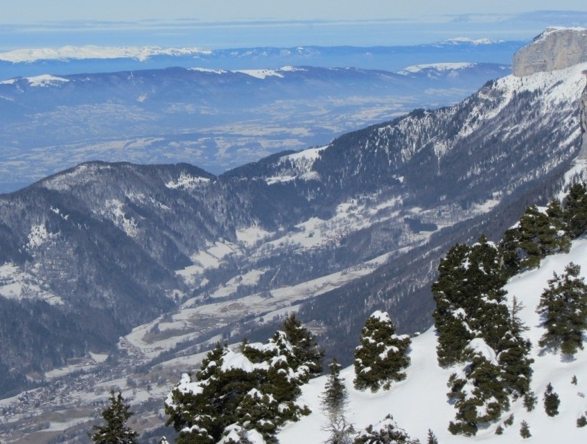 #3 Dingy et Parmelan : Vue du sommet de Talamarche Dingy et Parmelan : Vue du sommet de Talamarche