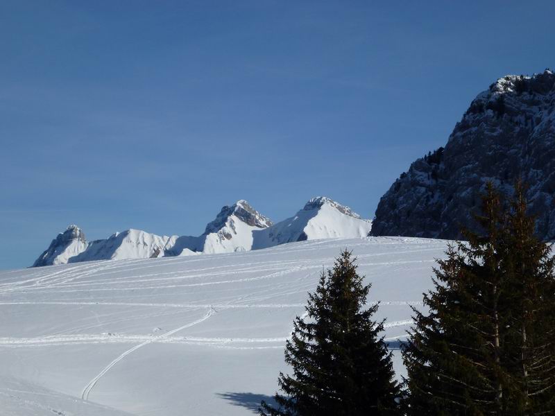 #2 Sur Cou : Pointe du Midi, Pointe Blanche et Jalouvre Sur Cou : Pointe du Midi, Pointe Blanche et Jalouvre