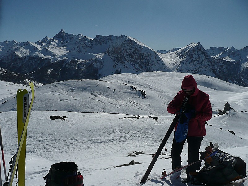 #4 Au sommet : Avec la combe de Lasseron en arrière fond qui nous avait tentés, mais trop à l Au sommet : Avec la combe de Lasseron en arrière fond qui nous avait tentés, mais trop à l'ombre pour nous