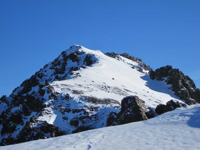 Pointe des eboulis : et le monte cinto derrière