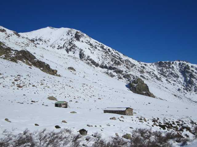 refuge de l'Ercu : passage près du refuge