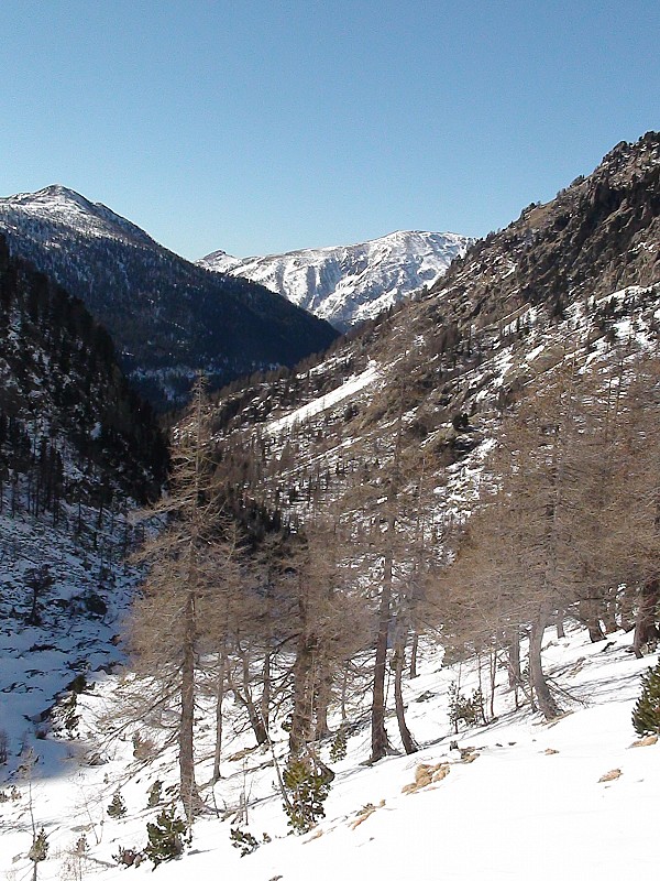#2 Vallon de Peïrastrèche : manque de neige et encore la photo est trompeuse Vallon de Peïrastrèche : manque de neige et encore la photo est trompeuse