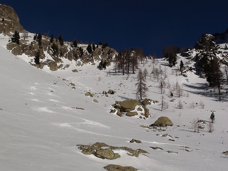 #12 Bas du vallon des Gaisses : Traces sur de la transfo décaillée sur 5cm Bas du vallon des Gaisses : Traces sur de la transfo décaillée sur 5cm