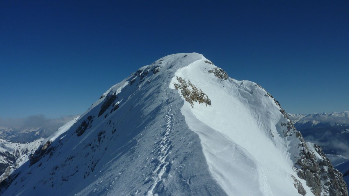 #10 Pecloz arete SW : l Pecloz arete SW : l'arete qui mene au sommet