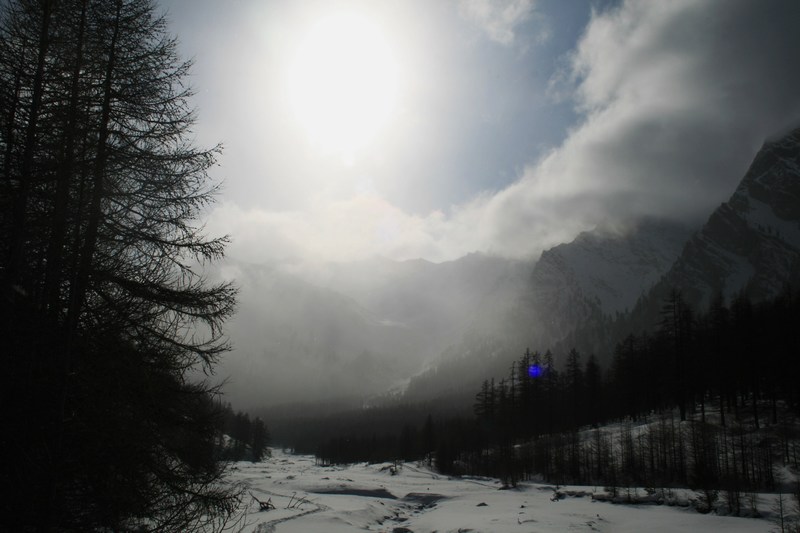 #1 Depuis le Pont Vieux : "clair obscur" sur la Tête de Longet. Depuis le Pont Vieux : "clair obscur" sur la Tête de Longet.