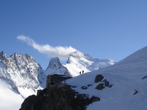 Refuge des Ecrins : L'arrivée au refuge des Ecrins, vue ***