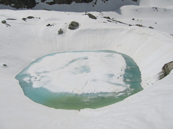 Lac glaciaire : La piscine de Bonne Pierre est encore fermée...