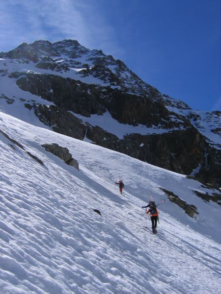 #1 Dure ! : Montée en crampons sur cette neige dure !!! Dure ! : Montée en crampons sur cette neige dure !!!