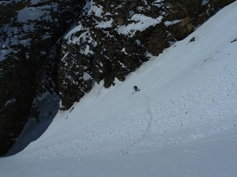 #10 Couloir sud du Repère : Neige parfaite et bon ski ! Couloir sud du Repère : Neige parfaite et bon ski !