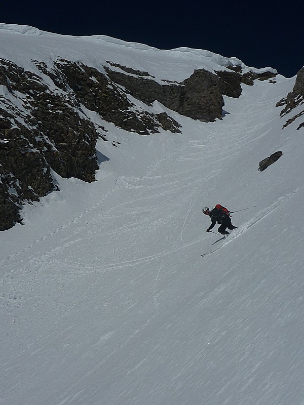 #6 Couloir sud du Repère : De belles courbes dans le haut Couloir sud du Repère : De belles courbes dans le haut