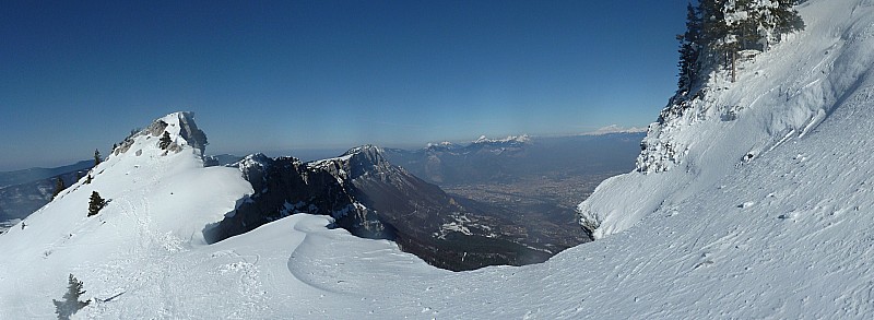 #1 Brèche : jolie vue sur le Moucherotte et Grenoble Brèche : jolie vue sur le Moucherotte et Grenoble