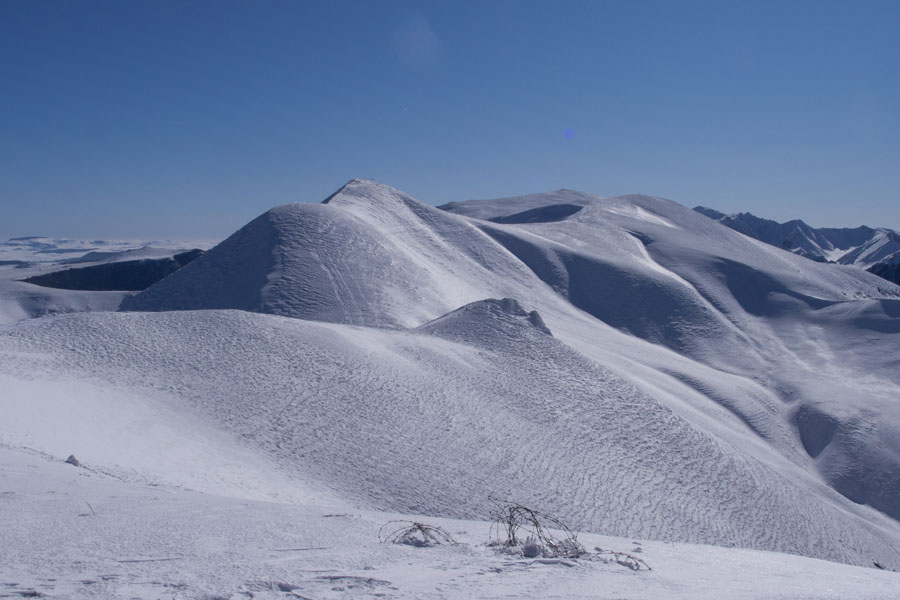 #2 Depuis le puy de la Tache : La ligne de crête qui m Depuis le puy de la Tache : La ligne de crête qui m'attend, pas de déphoquage necessaire