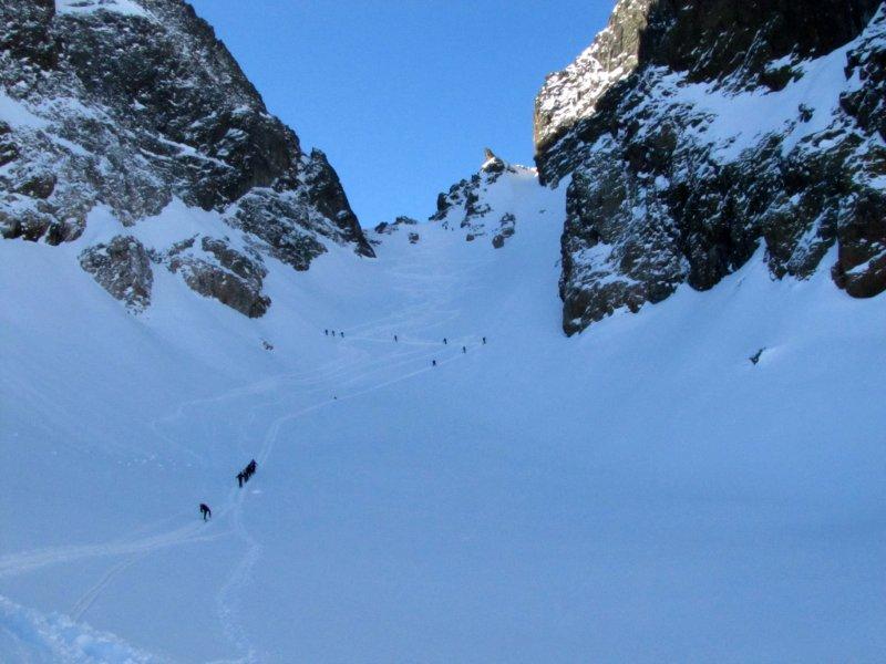 #3 sous le col d sous le col d'Encrenaz : ça passe en ski jusqu'en haut