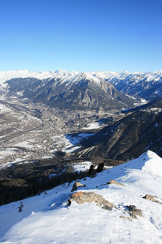 #7 Vue plongeante sur Briançon Vue plongeante sur Briançon