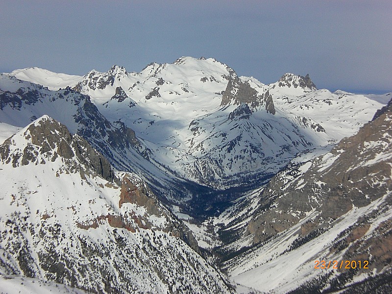 #4 Rocher de Barrabas : Aiguille Rouge à G, Vallée étroite et Thabor. Rocher de Barrabas : Aiguille Rouge à G, Vallée étroite et Thabor.