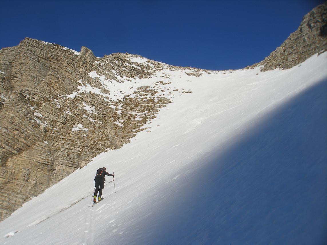 #3 sortie de gauche : on a laissé le col de charnier encore à l sortie de gauche : on a laissé le col de charnier encore à l'ombre