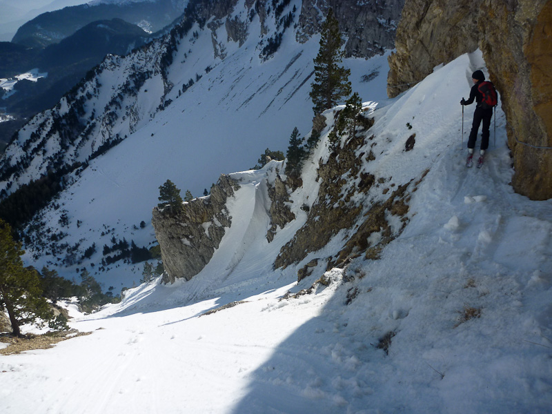 #7 Pas du Fouillet : Non non, on ne suit pas les câbles sur la vire ! Pas du Fouillet : Non non, on ne suit pas les câbles sur la vire !