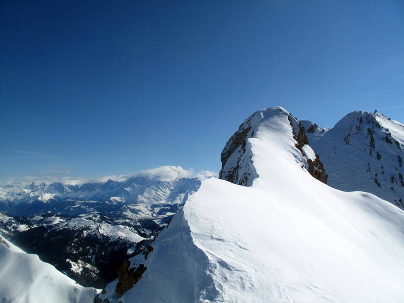#5 Au sommet : Vue et grosse chaleur Au sommet : Vue et grosse chaleur