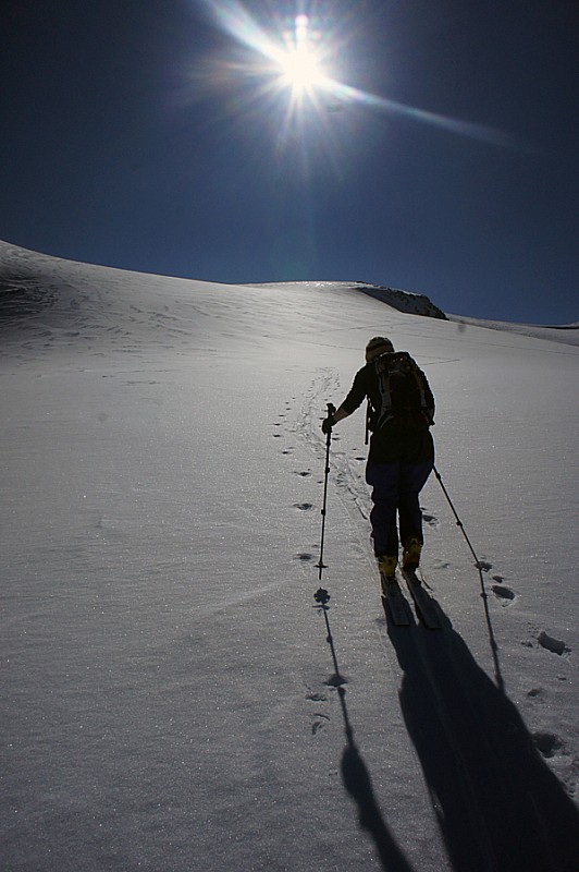 #7 Glacier de Tsantaleneia : Sur le glacier, on a croisé une crevasse... Glacier de Tsantaleneia : Sur le glacier, on a croisé une crevasse...
