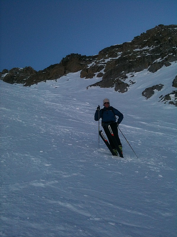 #1 Descente couloir N : Bonne neige, Nico se régale Descente couloir N : Bonne neige, Nico se régale