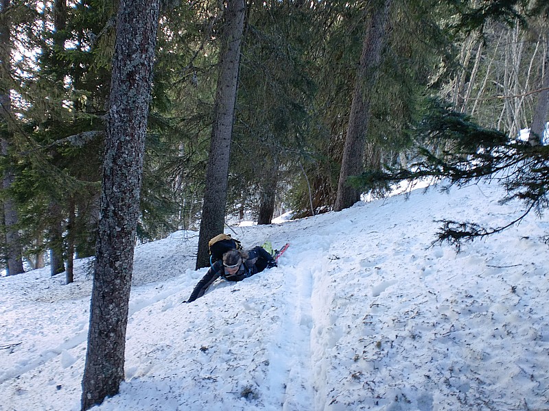 #4 plan des queux : manu qui s plan des queux : manu qui s'enfonce dans la bonne neige!!!!