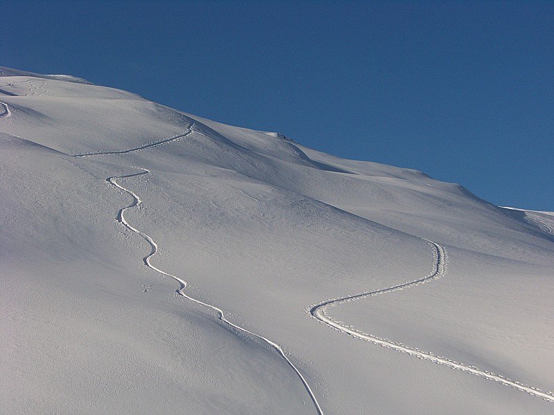 #3 Pte Lapaz côté nord : Première courte descente sympa pour s Pte Lapaz côté nord : Première courte descente sympa pour s'échauffer.