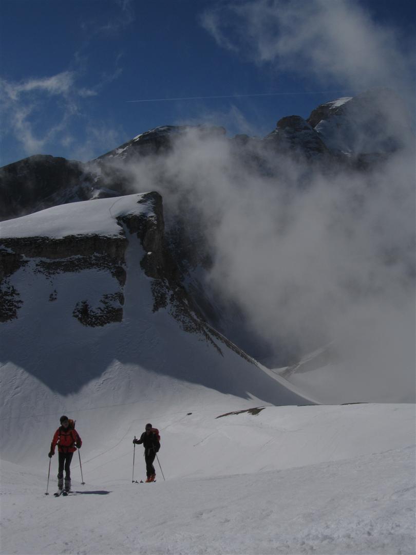 #2 à la montée : à 2500 m devant le Ferrand à la montée : à 2500 m devant le Ferrand