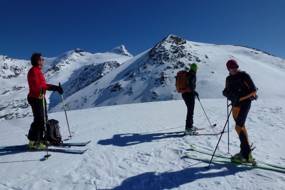 #15 Crête de Doumé : Avant une courte redescente. Crête de Doumé : Avant une courte redescente.