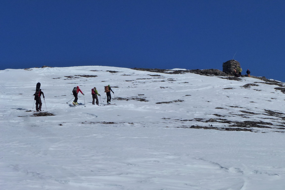 #1 Le sommet de la Davie : Et son imposant cairn. Le sommet de la Davie : Et son imposant cairn.