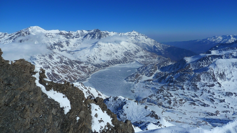 Signal du Petit Mont-Cenis : Lac du Mt Cenis tout en glace.