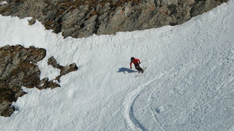#2 Combe de Blonnière : A la recherche de la neige la plus décaillée possible. Combe de Blonnière : A la recherche de la neige la plus décaillée possible.