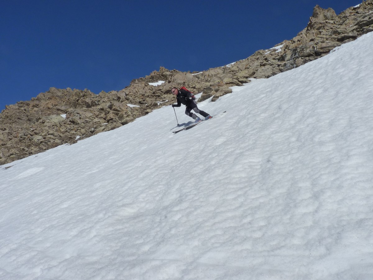 #5 Partie haute de la descente : La moquette est la avec un peu de relief Partie haute de la descente : La moquette est la avec un peu de relief
