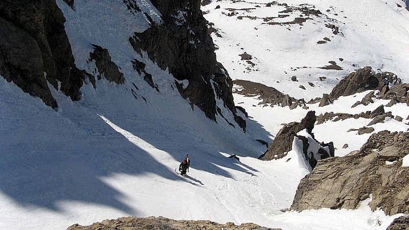 #10 Couloir de droite : Arnaud en solo! Couloir de droite : Arnaud en solo!