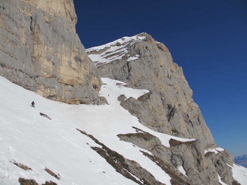 #8 Vue du couloir : Le 01/03 Vue du couloir : Le 01/03