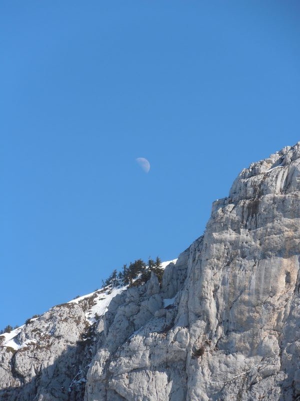 #6 La lune : accompagne le grand som La lune : accompagne le grand som