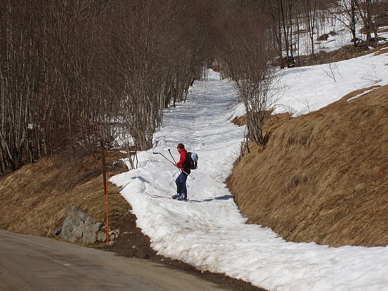 #1 Le chemin : il y en a épais mais pas large. Le chemin : il y en a épais mais pas large.