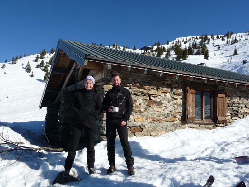 #1 Refuge : Nathalie et Gilles au refuge Refuge : Nathalie et Gilles au refuge