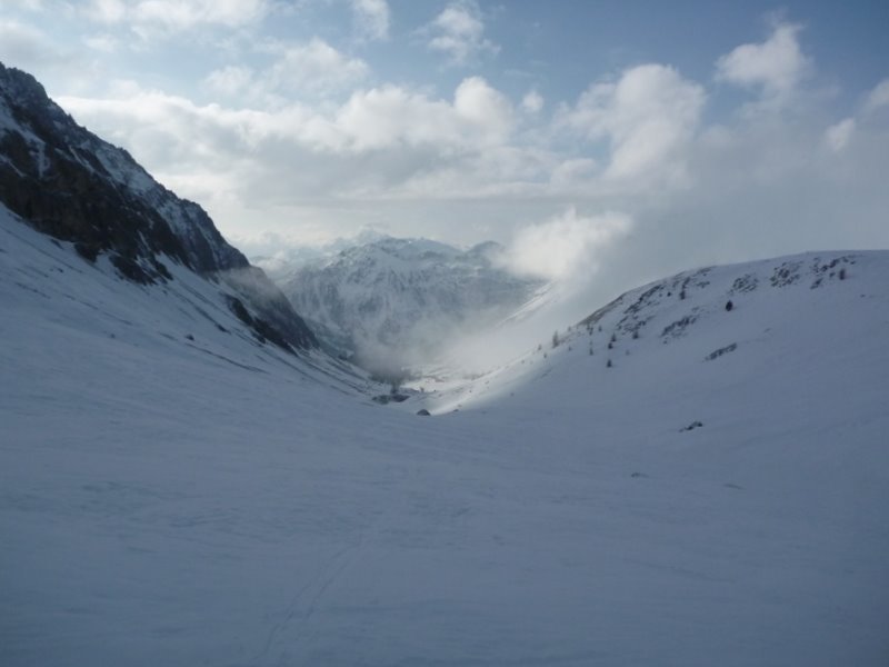 #1 Charnier : Le vallon a la montee, meteo moyenne... Charnier : Le vallon a la montee, meteo moyenne...
