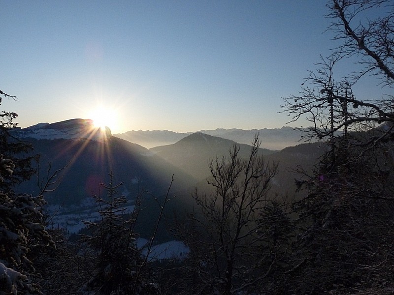 #4 Levé de soleil : sur la Dent de Crolles et Belledonne. Levé de soleil : sur la Dent de Crolles et Belledonne.