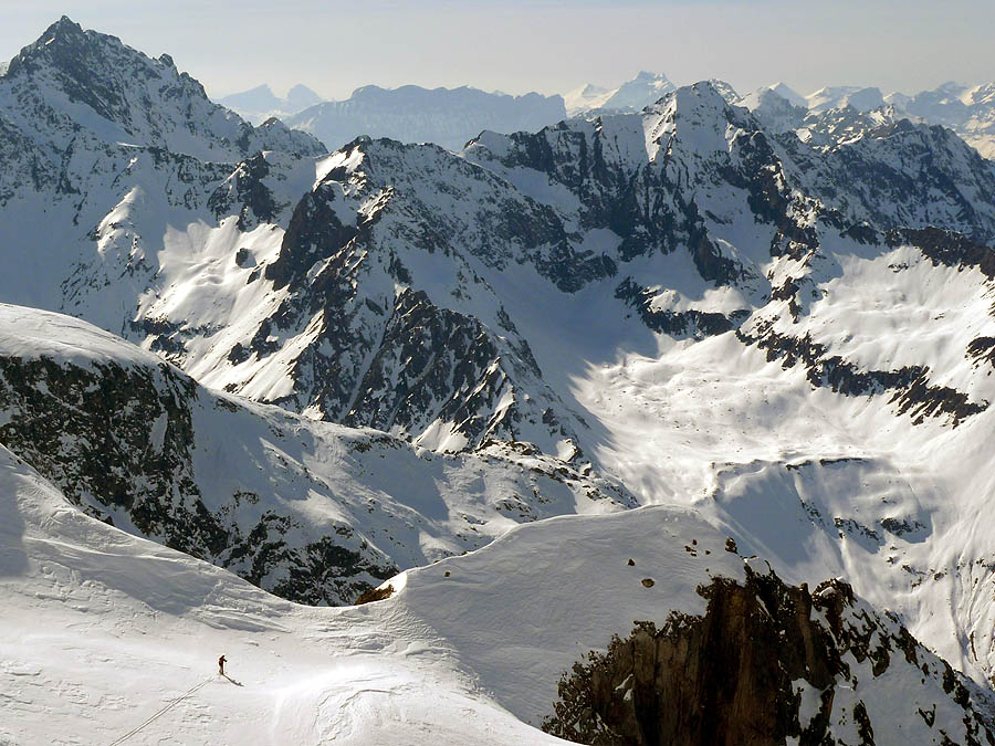 #13 Retour sur le Glacier plat : Paysage, du Pic de Colle Blanche au Pic de Pian Retour sur le Glacier plat : Paysage, du Pic de Colle Blanche au Pic de Pian