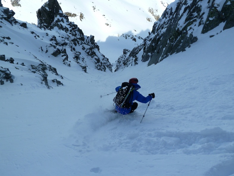 #8 Le couloir N : Haut pas trop rempli , Bas bien plein Le couloir N : Haut pas trop rempli , Bas bien plein
