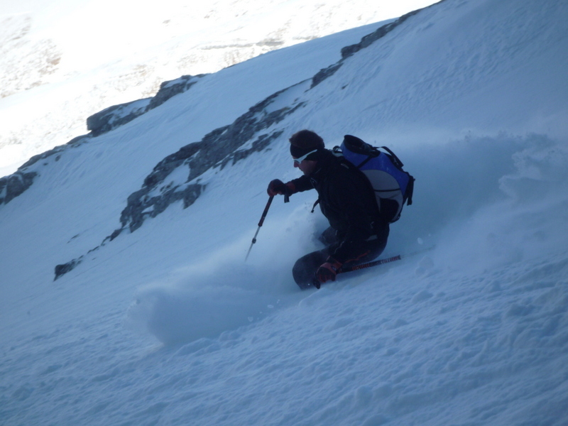 #10 Trou de la Pierre du Mt Blanc : Franck dans le haut... Trou de la Pierre du Mt Blanc : Franck dans le haut...