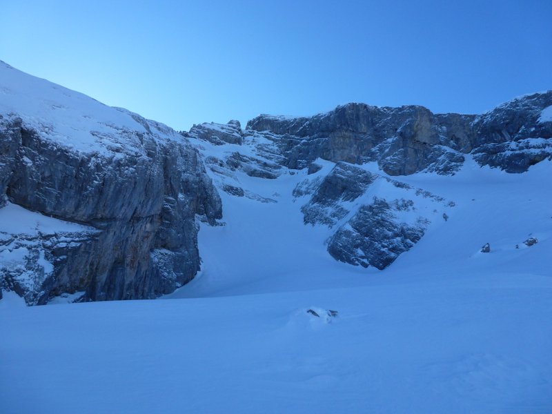 #1 Trou de la Pierre du Mt Blanc : La combe sous le Trou Trou de la Pierre du Mt Blanc : La combe sous le Trou