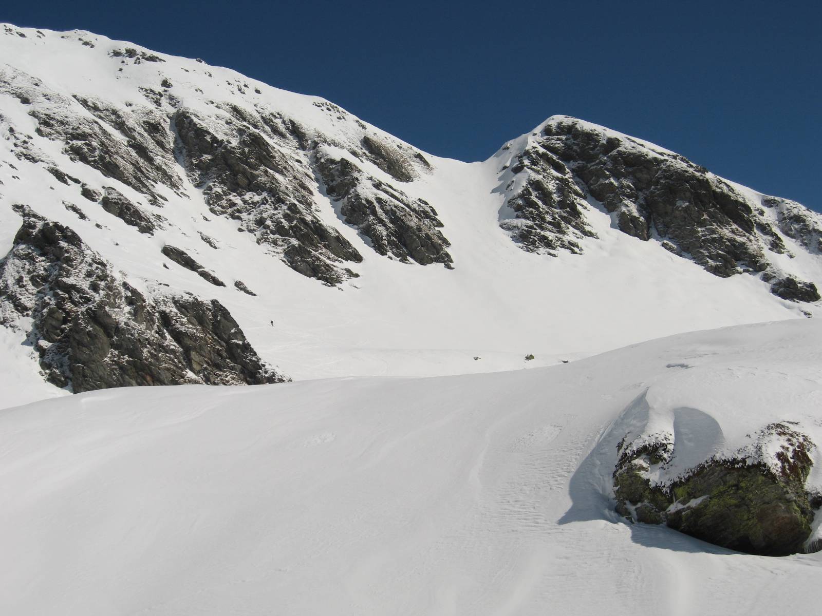 #4 couloir sud est : le couloir sud est non tracé couloir sud est : le couloir sud est non tracé